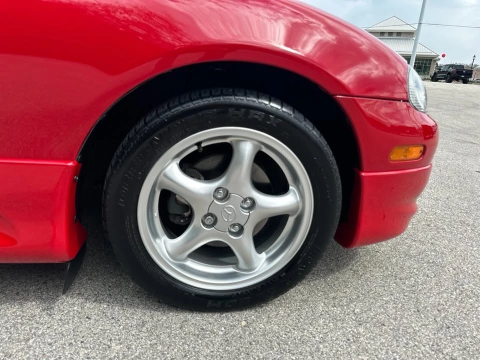 2001 Mazda NB MX-5 Miata - Image 11 of 20