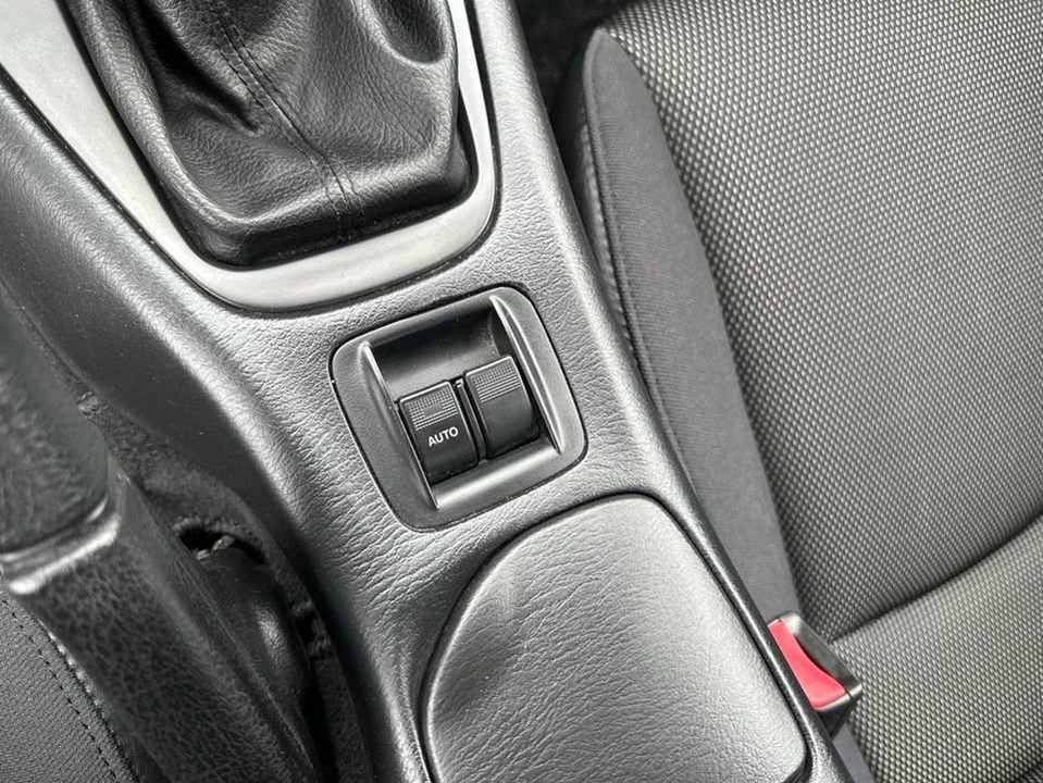 2001 Mazda NB MX-5 Miata - Image 16 of 20