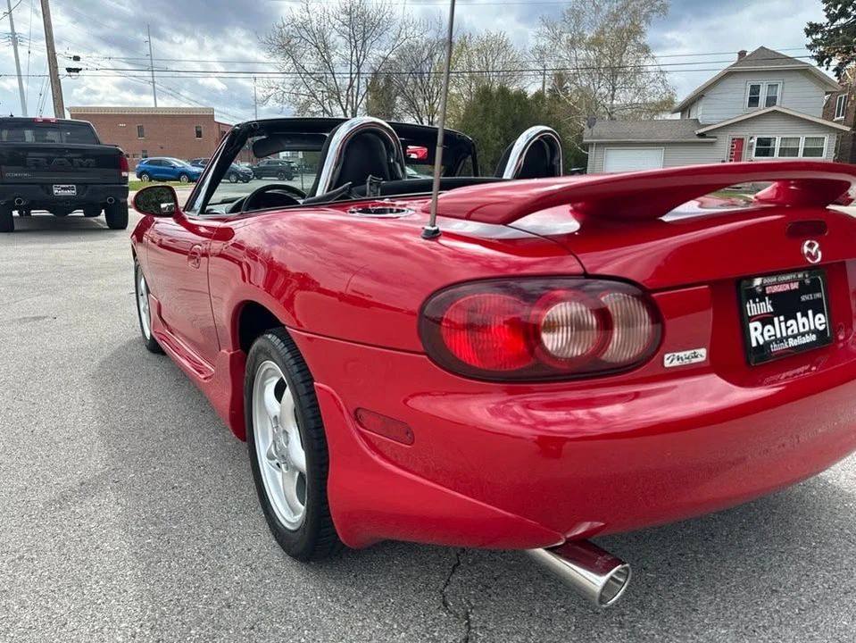 2001 Mazda NB MX-5 Miata - Image 9 of 20