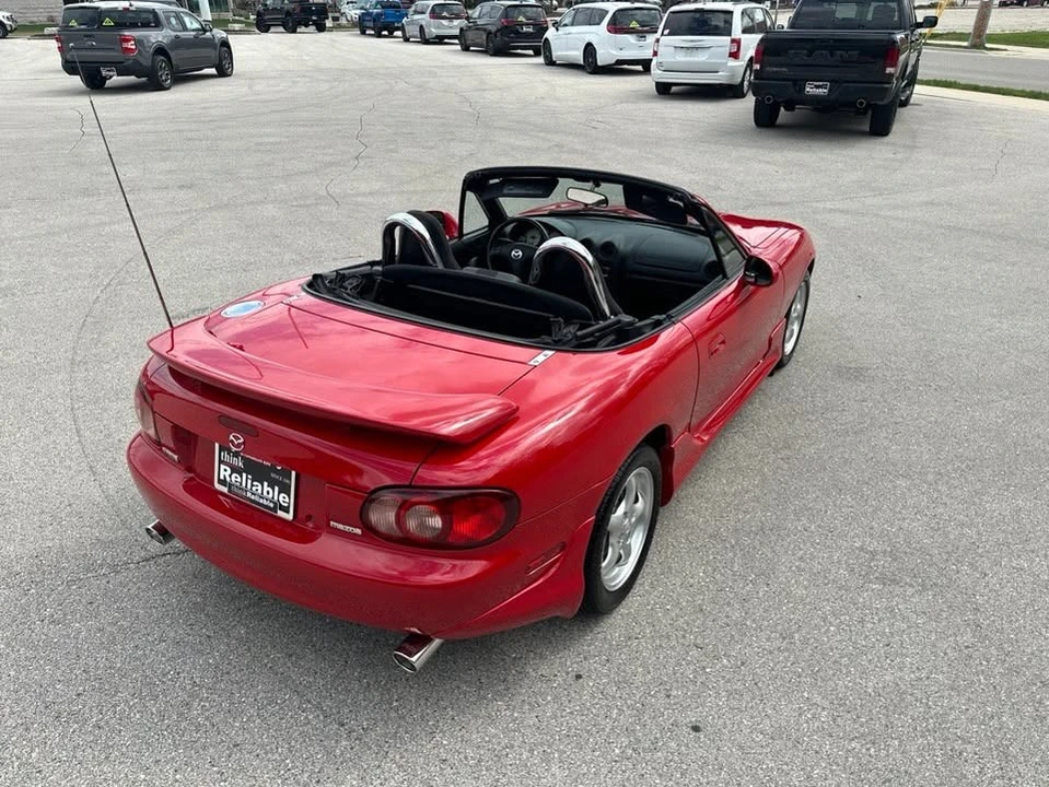 2001 Mazda NB MX-5 Miata - Image 6 of 20