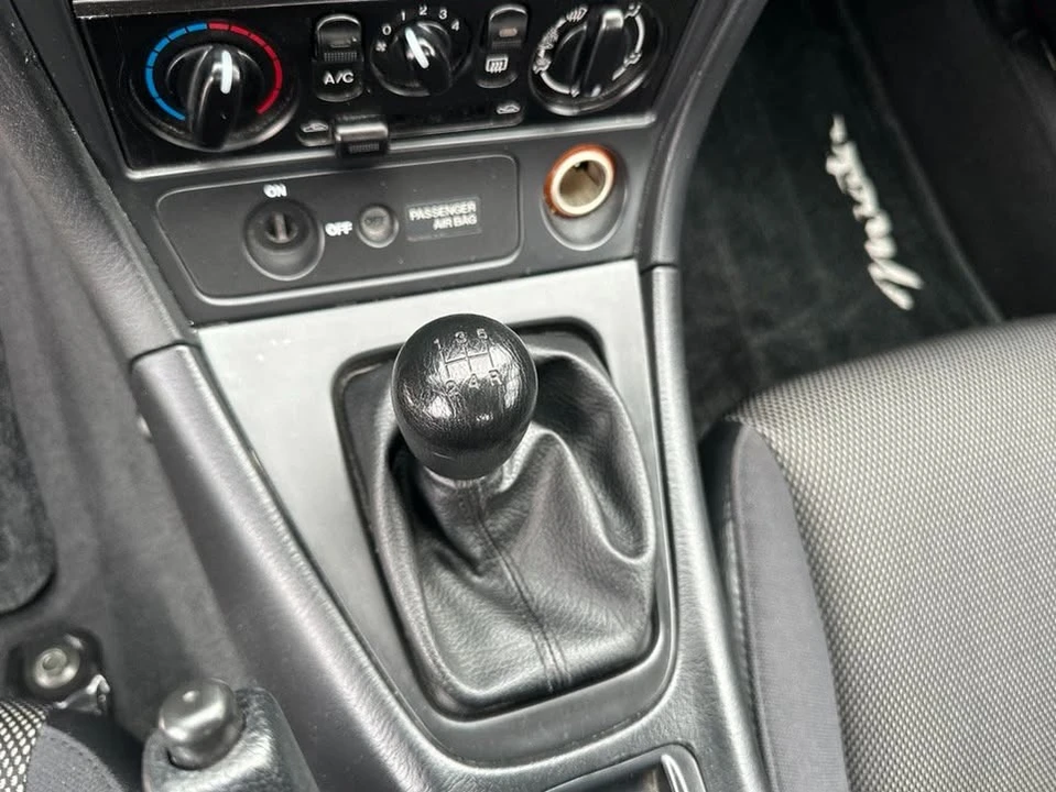 2001 Mazda NB MX-5 Miata - Image 15 of 20