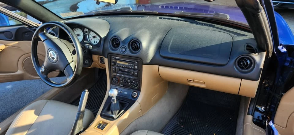 2001 Mazda NB MX-5 Miata - Image 7 of 15