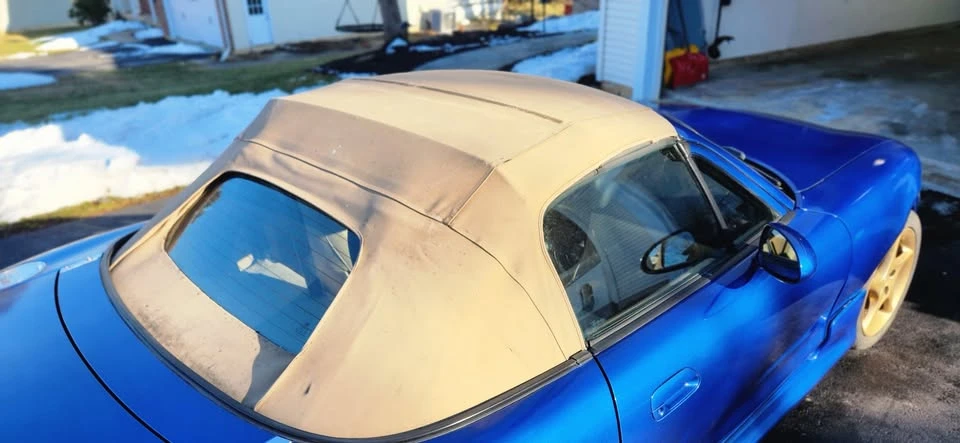 2001 Mazda NB MX-5 Miata - Image 14 of 15