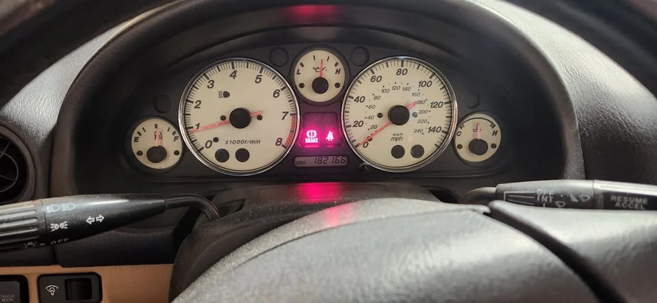 2001 Mazda NB MX-5 Miata - Image 15 of 15