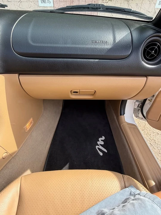 2001 Mazda NB MX-5 Miata - Image 18 of 20
