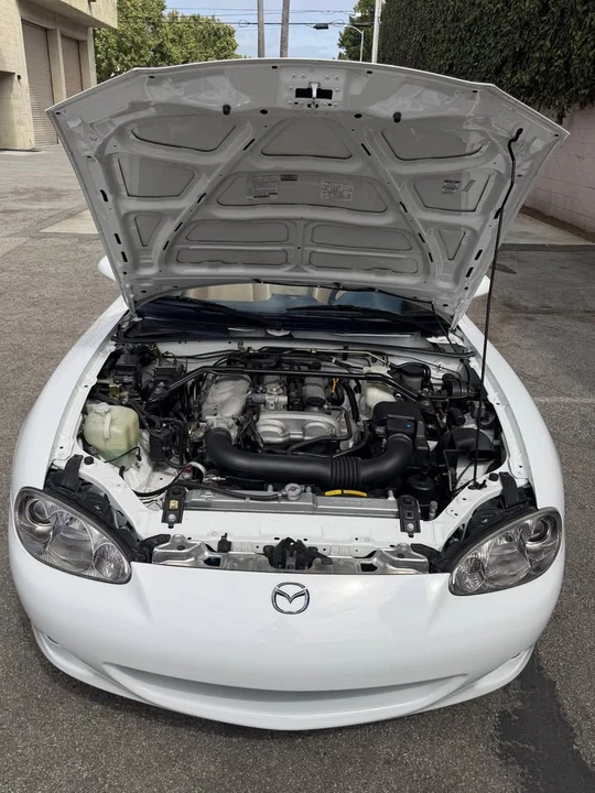 2001 Mazda NB MX-5 Miata - Image 9 of 20