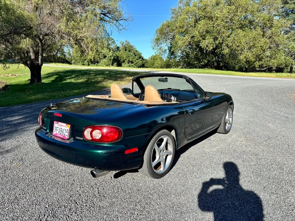2001 Mazda NB MX-5 Miata - Image 2 of 17