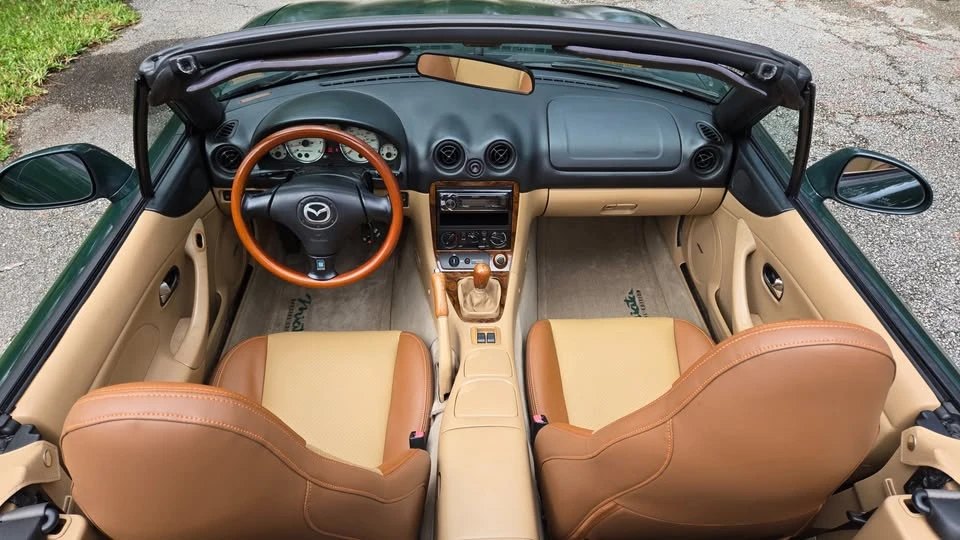 2001 Mazda NB MX-5 Miata - Image 2 of 20