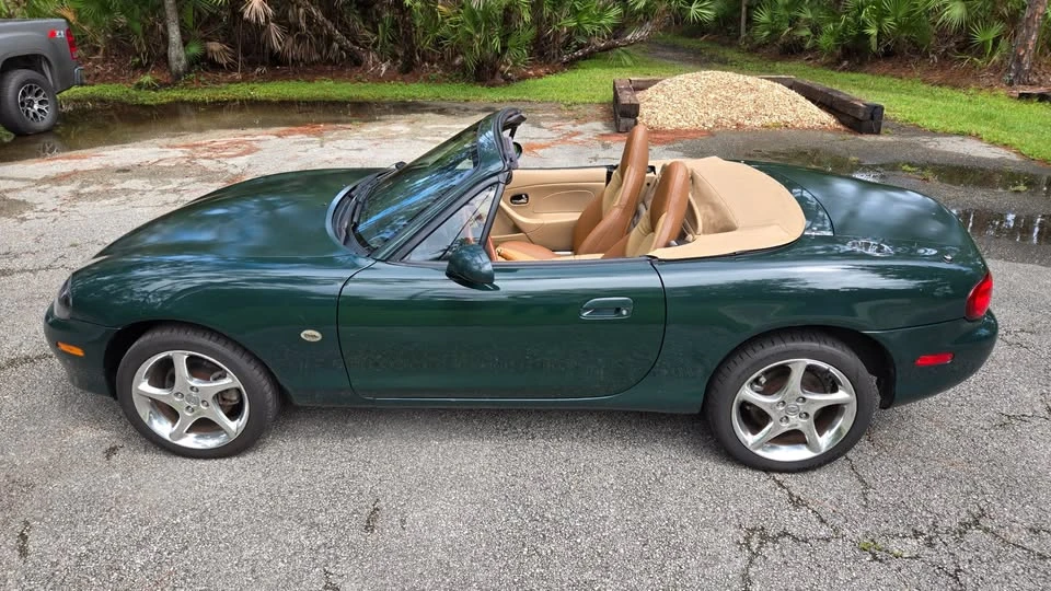 2001 Mazda NB MX-5 Miata - Image 5 of 20