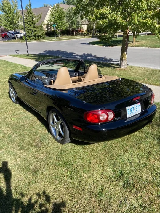 2001 Mazda NB MX-5 Miata - Image 3 of 5