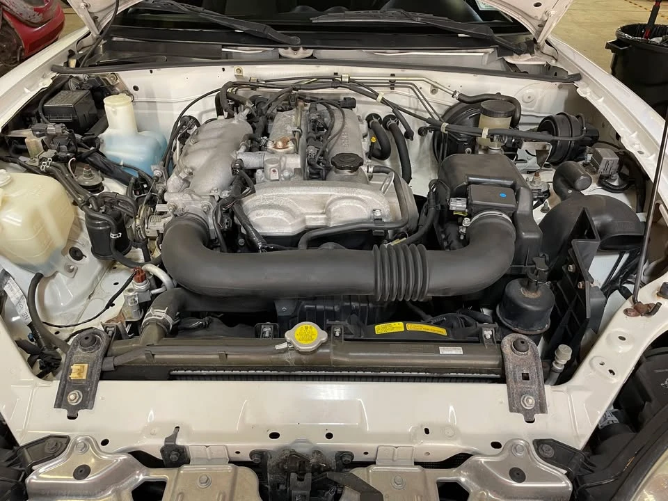 2001 Mazda NB MX-5 Miata - Image 13 of 20