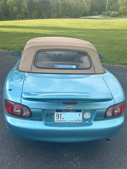 2001 Mazda NB MX-5 Miata - Image 4 of 10