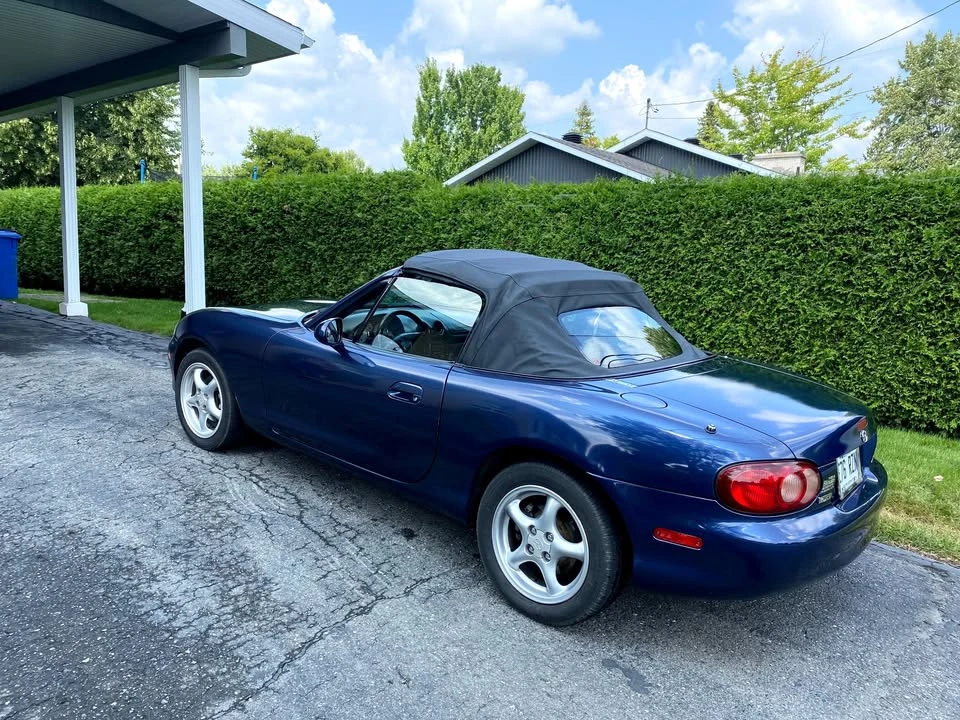 2001 Mazda NB MX-5 Miata - Image 4 of 7