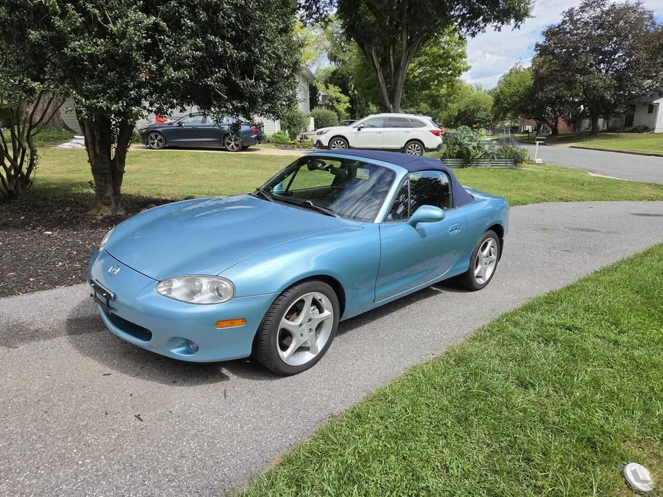 2001 Mazda NB MX-5 Miata - Image 18 of 20