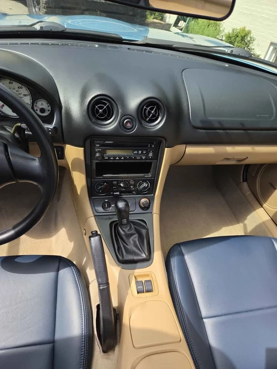 2001 Mazda NB MX-5 Miata - Image 10 of 20