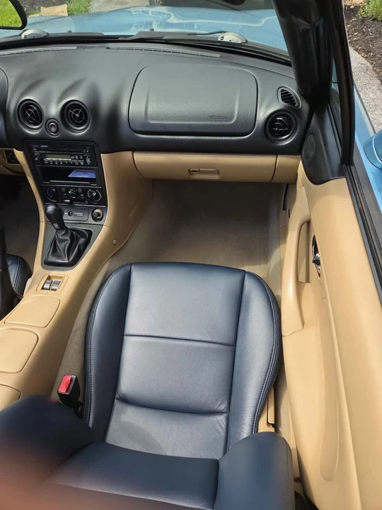 2001 Mazda NB MX-5 Miata - Image 3 of 20