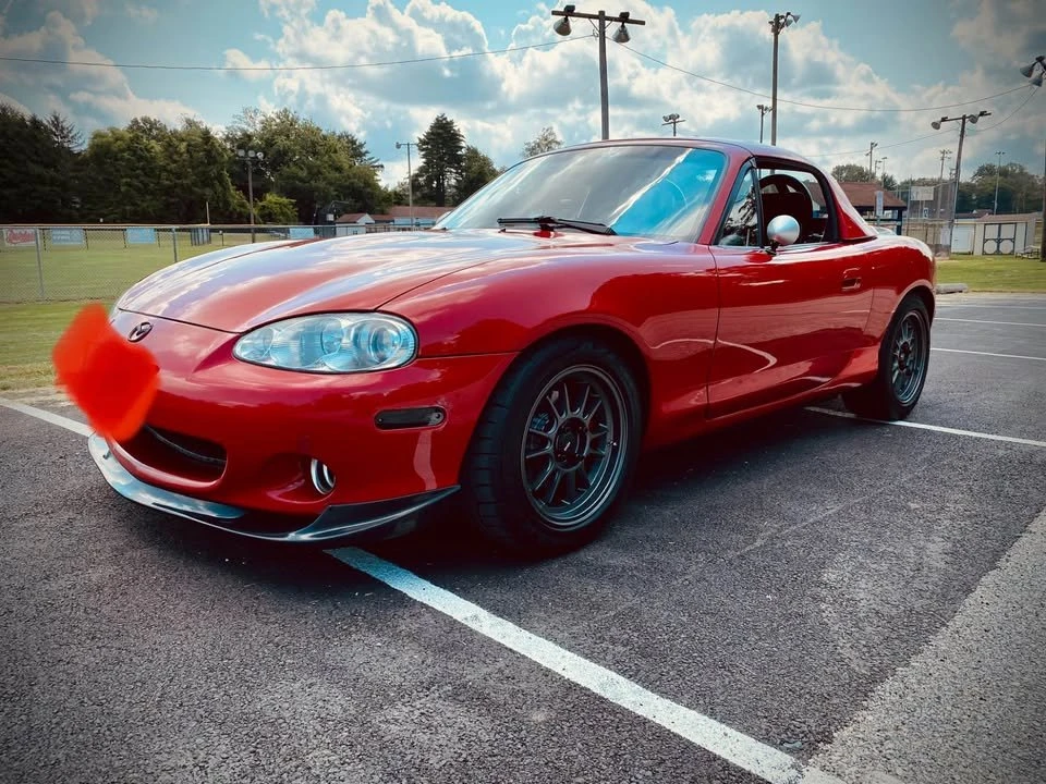 2001 Mazda NB MX-5 Miata - Image 2 of 17