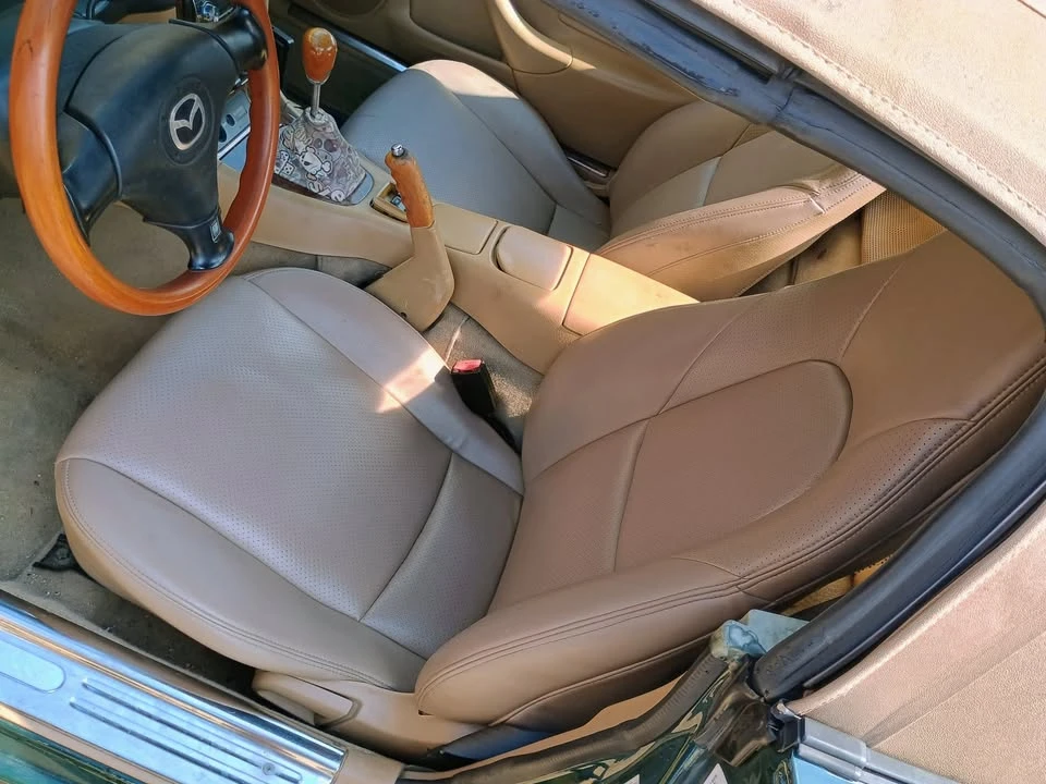 2001 Mazda NB MX-5 Miata - Image 6 of 11