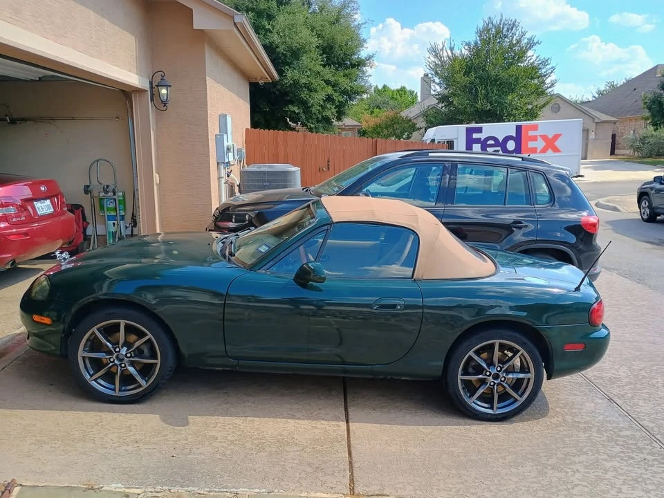 2001 Mazda NB MX-5 Miata - Image 3 of 11