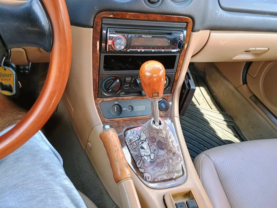 2001 Mazda NB MX-5 Miata - Image 9 of 11