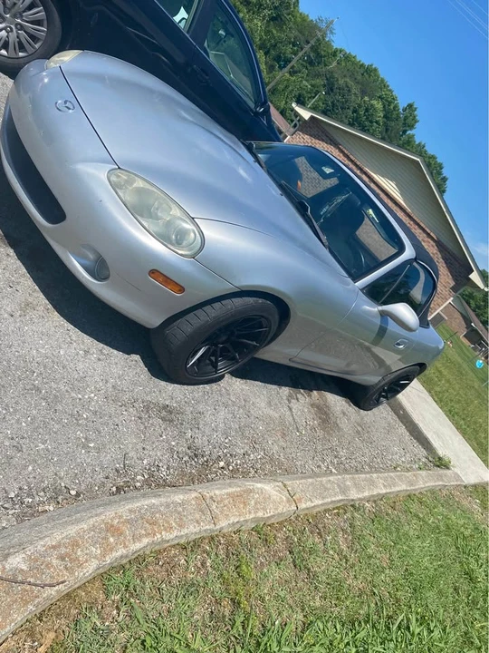 2001 Mazda NB MX-5 Miata - Image 3 of 3