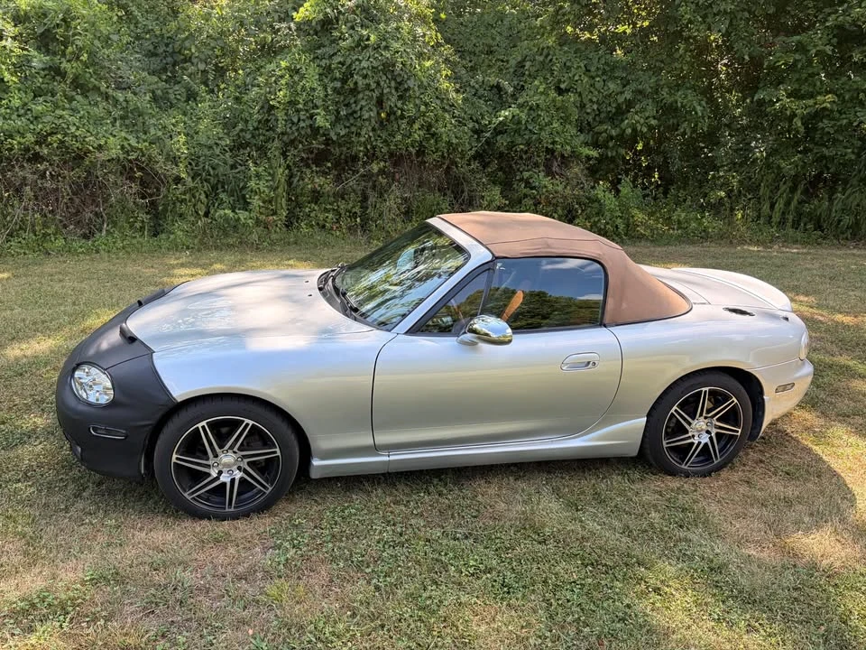 2001 Mazda NB MX-5 Miata - Image 5 of 8