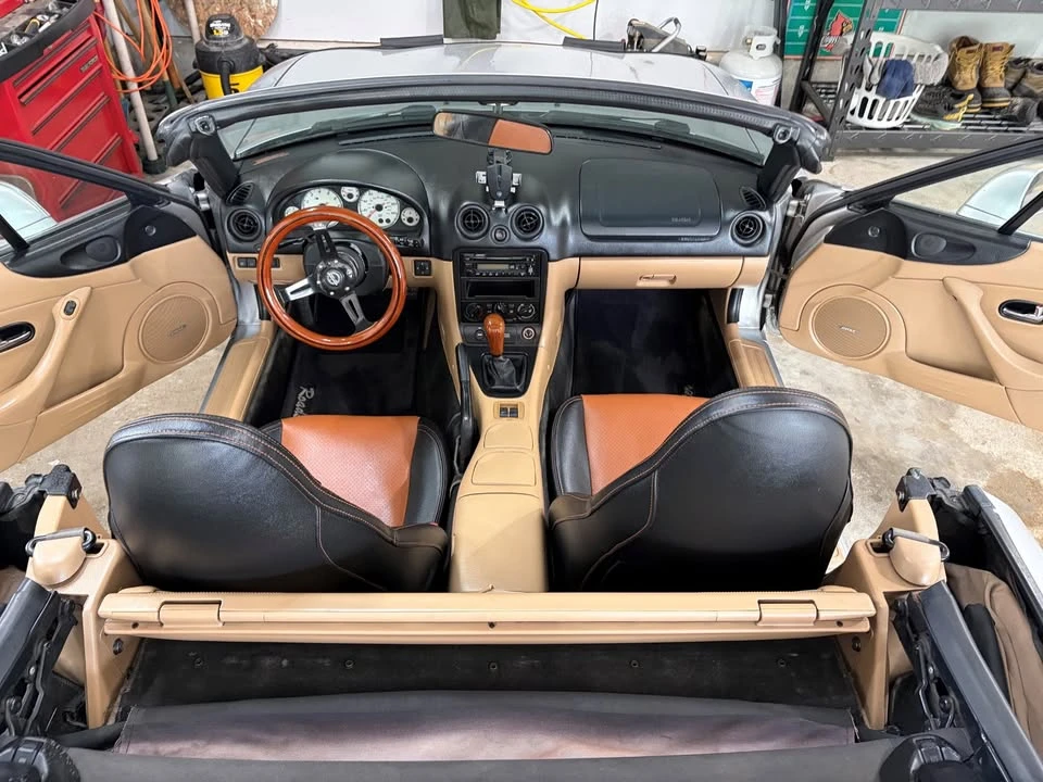 2001 Mazda NB MX-5 Miata - Image 7 of 8