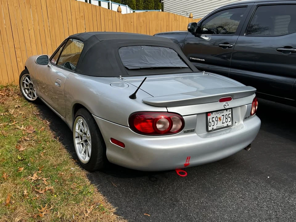 2001 Mazda NB MX-5 Miata - Image 7 of 12
