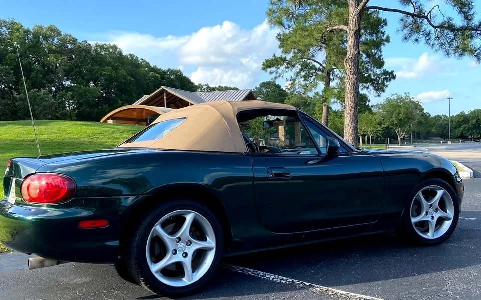 2001 Mazda NB MX-5 Miata - Image 5 of 10