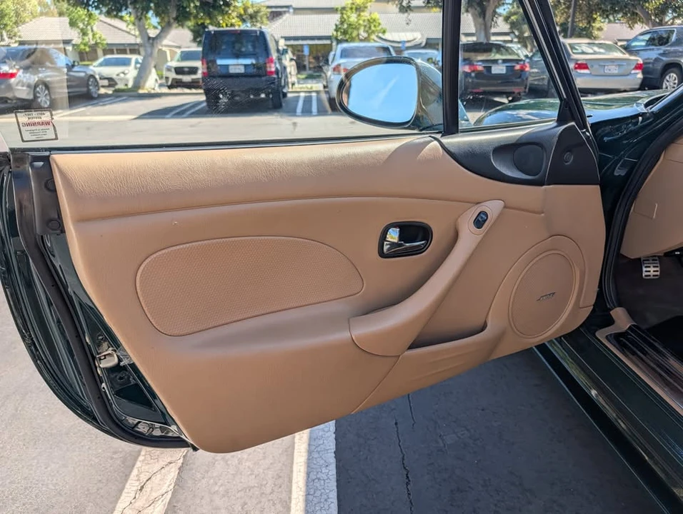 2001 Mazda NB MX-5 Miata - Image 5 of 13