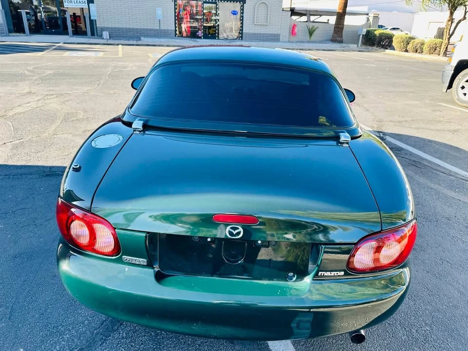 2001 Mazda NB MX-5 Miata - Image 10 of 20