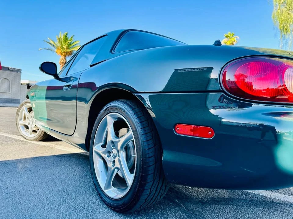 2001 Mazda NB MX-5 Miata - Image 9 of 20