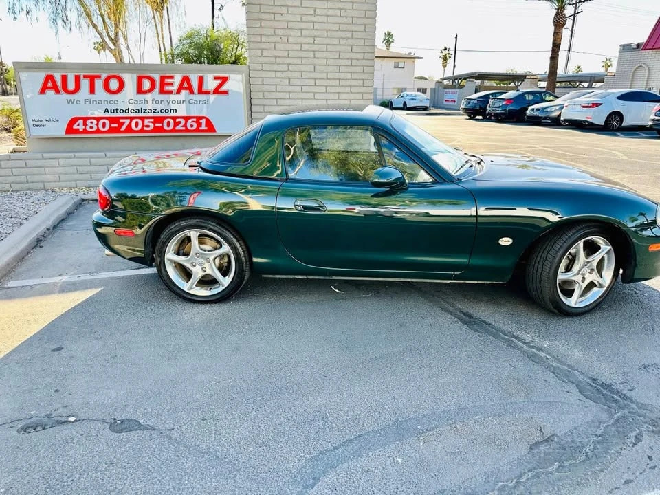 2001 Mazda NB MX-5 Miata - Image 17 of 20