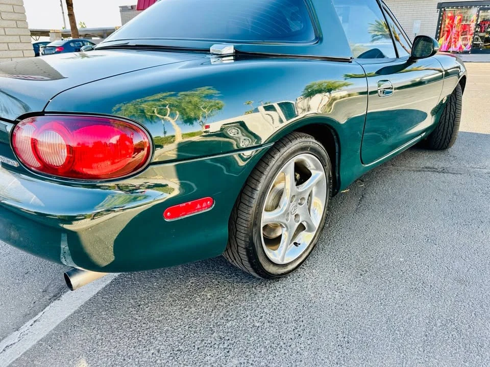 2001 Mazda NB MX-5 Miata - Image 16 of 20