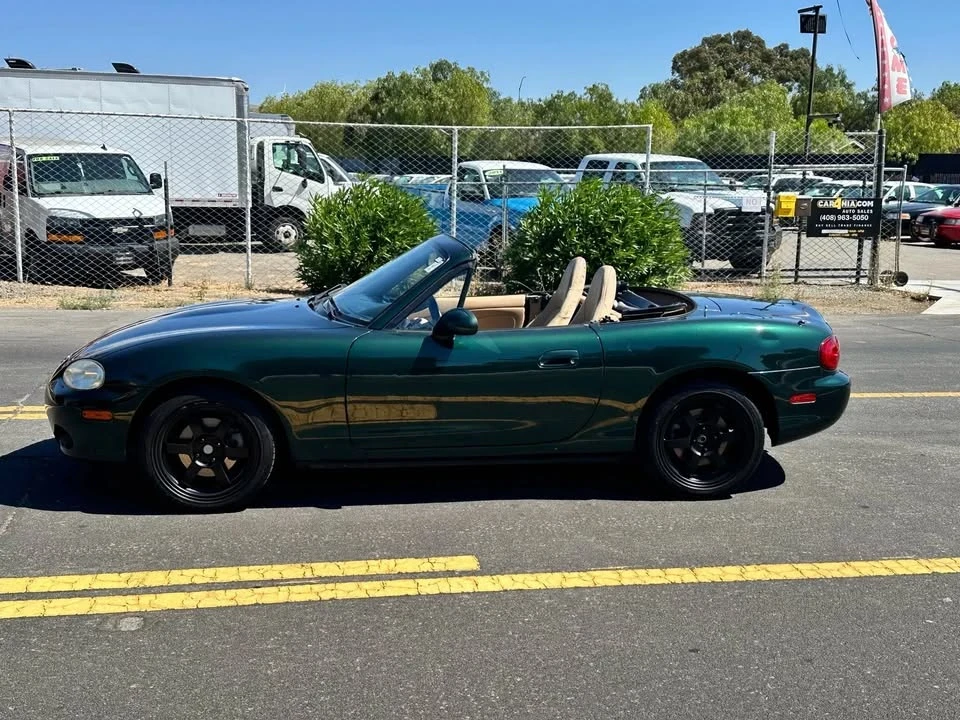 2001 Mazda NB MX-5 Miata - Image 5 of 20