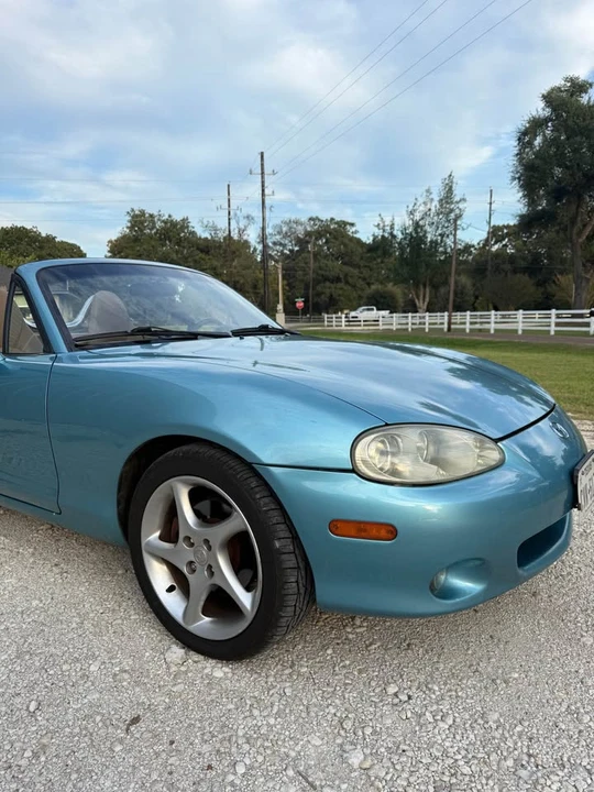 2001 Mazda NB MX-5 Miata - Image 3 of 20