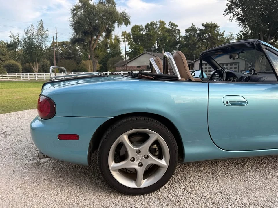 2001 Mazda NB MX-5 Miata - Image 6 of 20