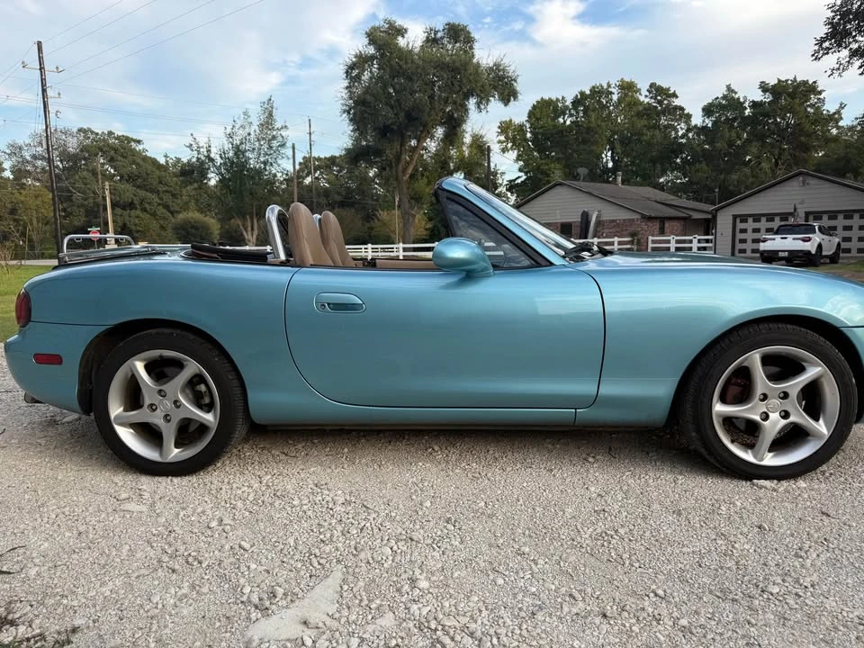2001 Mazda NB MX-5 Miata - Image 5 of 20