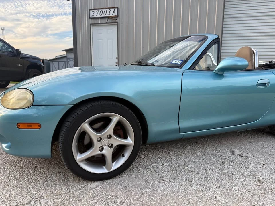 2001 Mazda NB MX-5 Miata - Image 12 of 20