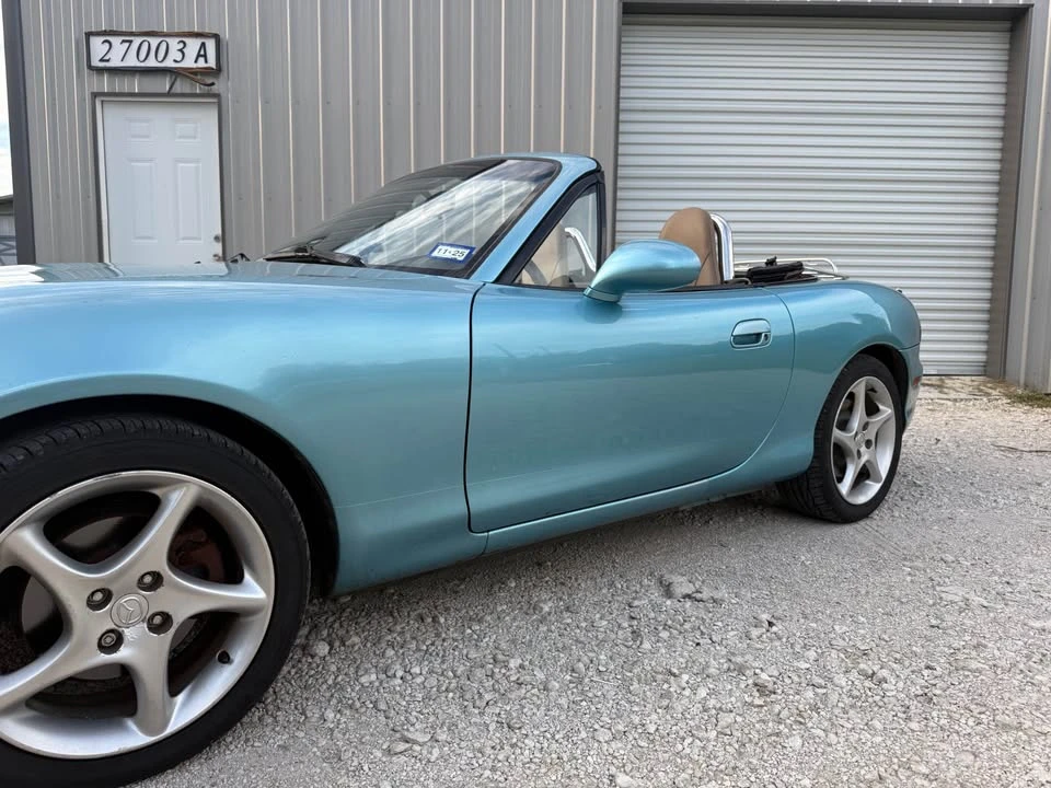 2001 Mazda NB MX-5 Miata - Image 13 of 20