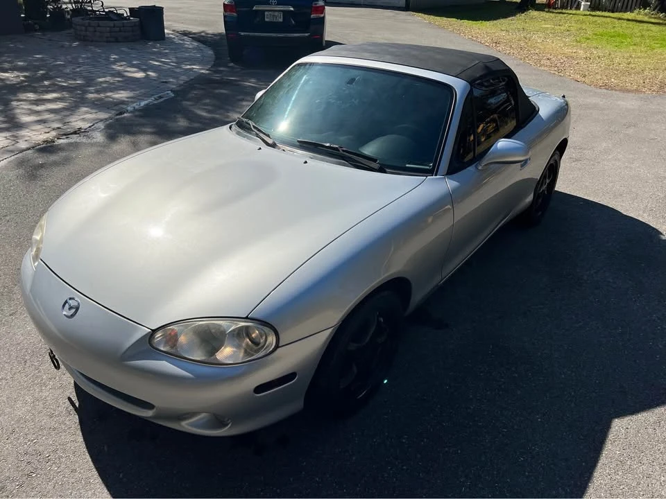 2001 Mazda NB MX-5 Miata - Image 8 of 10