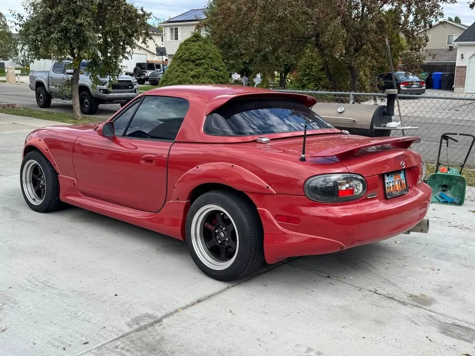 2001 Mazda NB MX-5 Miata - Image 4 of 5