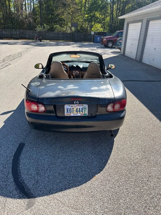 2001 Mazda NB MX-5 Miata - Image 5 of 12