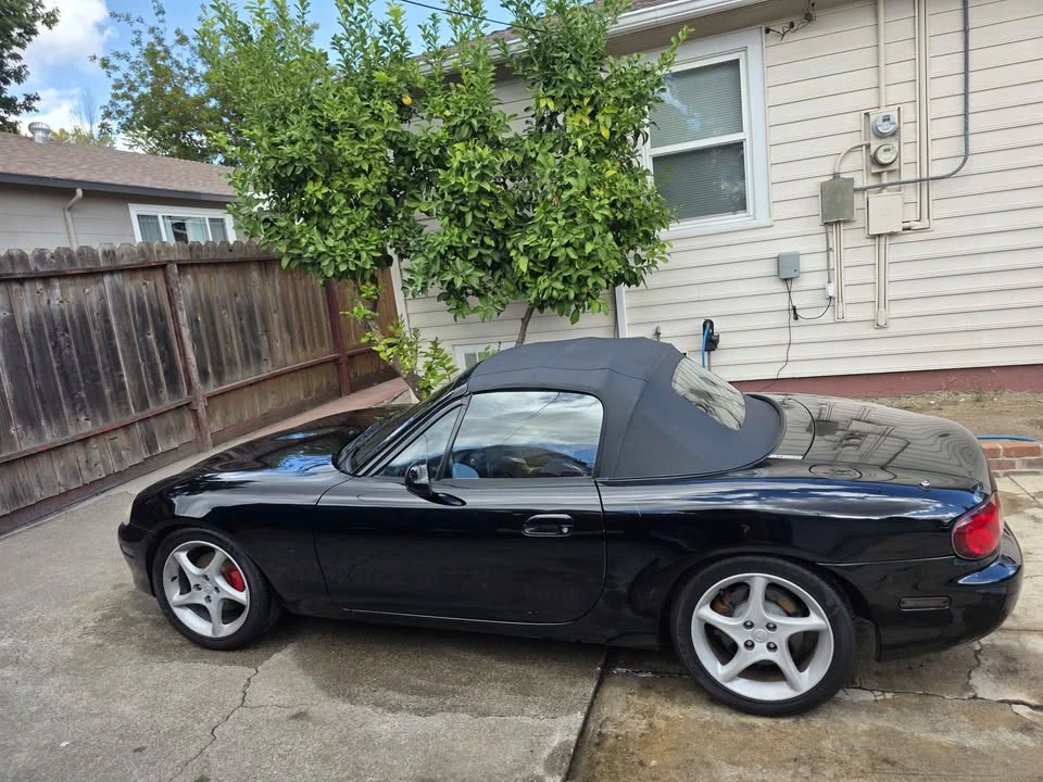 2001 Mazda NB MX-5 Miata - Image 8 of 11