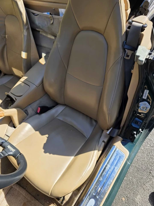 2001 Mazda NB MX-5 Miata - Image 16 of 17