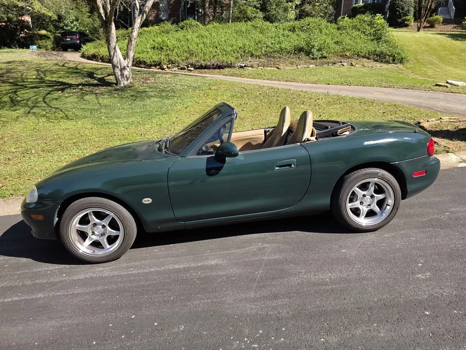 2001 Mazda NB MX-5 Miata - Image 4 of 17