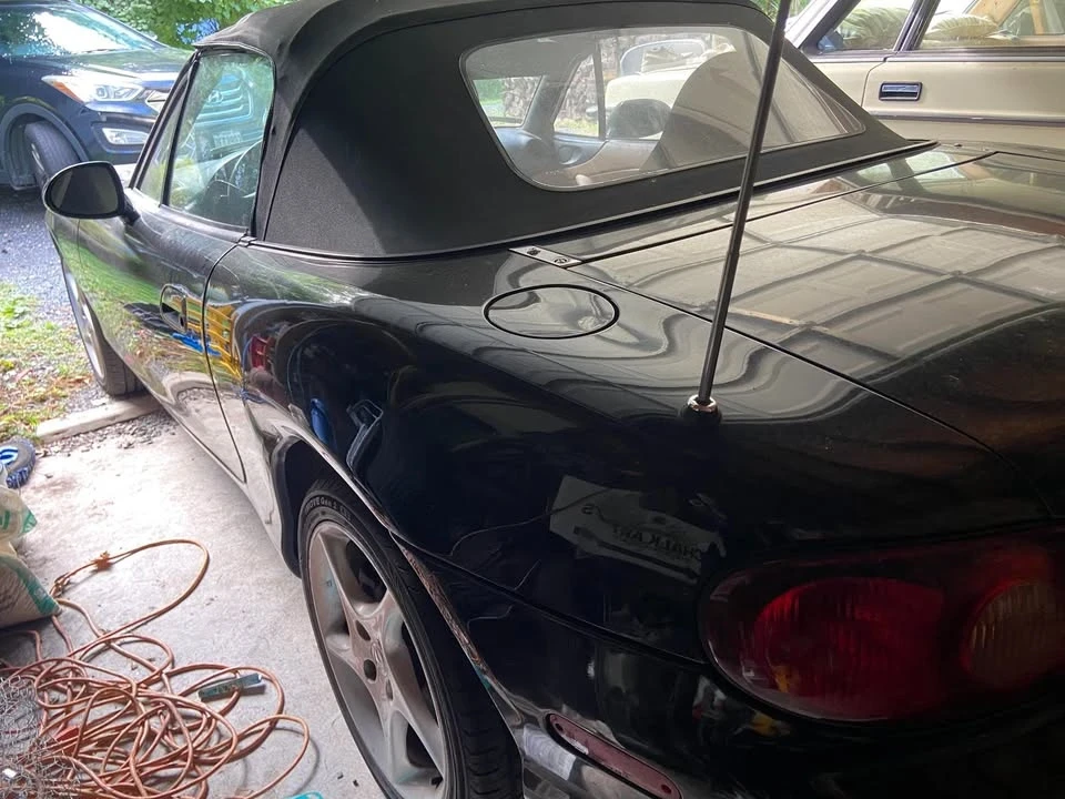 2001 Mazda NB MX-5 Miata - Image 5 of 7