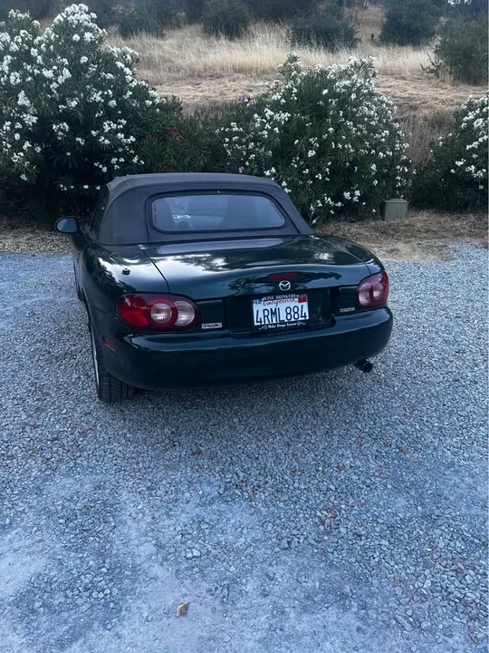 2001 Mazda NB MX-5 Miata - Image 4 of 17