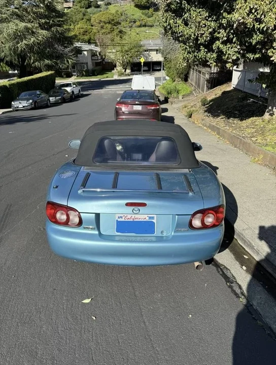 2001 Mazda NB MX-5 Miata - Image 3 of 9