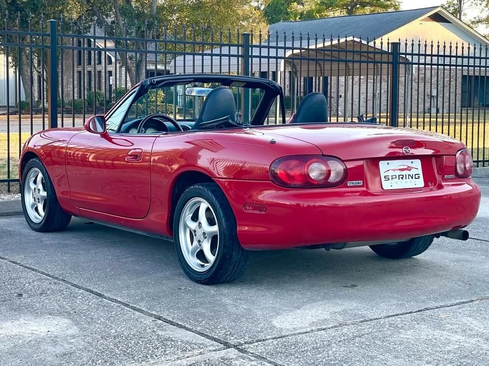 2001 Mazda NB MX-5 Miata - Image 8 of 19